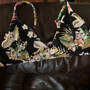 RIP CURL bikini top new with tags